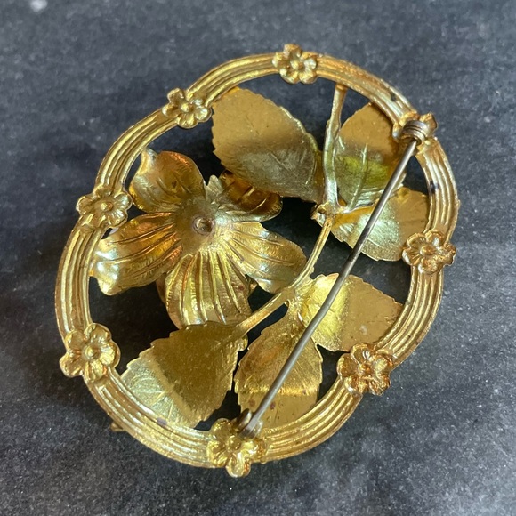 Vintage 30s Painted Floral Gold Marble Jelly Belly Brooch - Picture 6 of 6